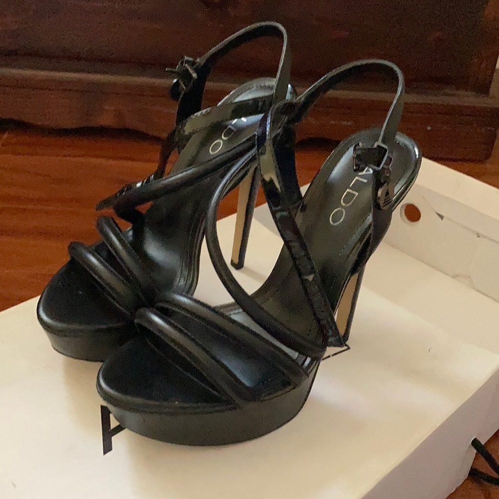 Aldo black heels